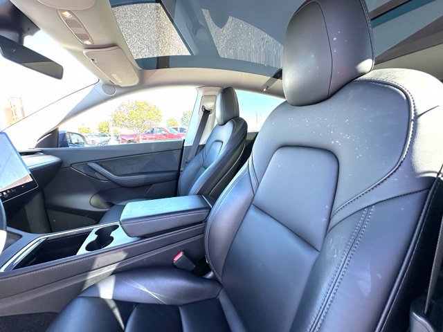 Used 2022 Tesla Model Y Performance AWD/4WD image 23