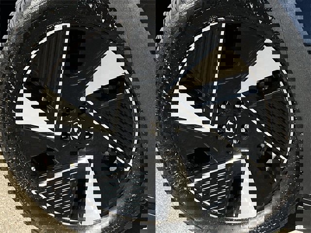 Used 2025 Hyundai Ioniq 5 SE image 10