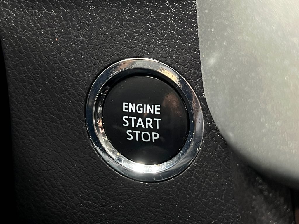 Used 2018 Toyota Highlander XLE AWD/4WD image 21