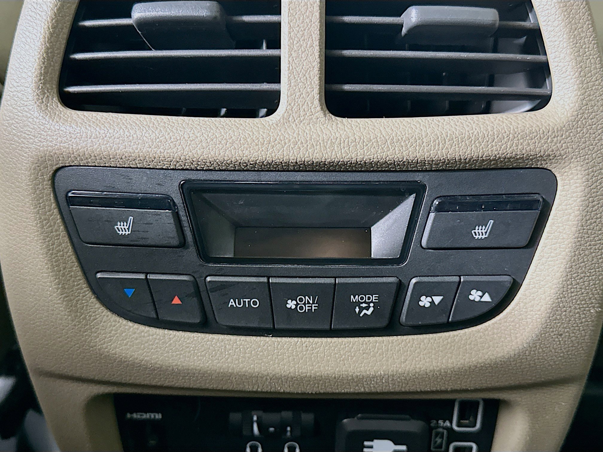 Used 2022 Honda Pilot Touring image 28