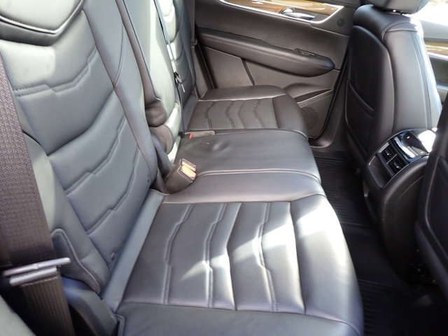 Used 2018 Cadillac XT5 Platinum w/ Driver Assist Package image 14