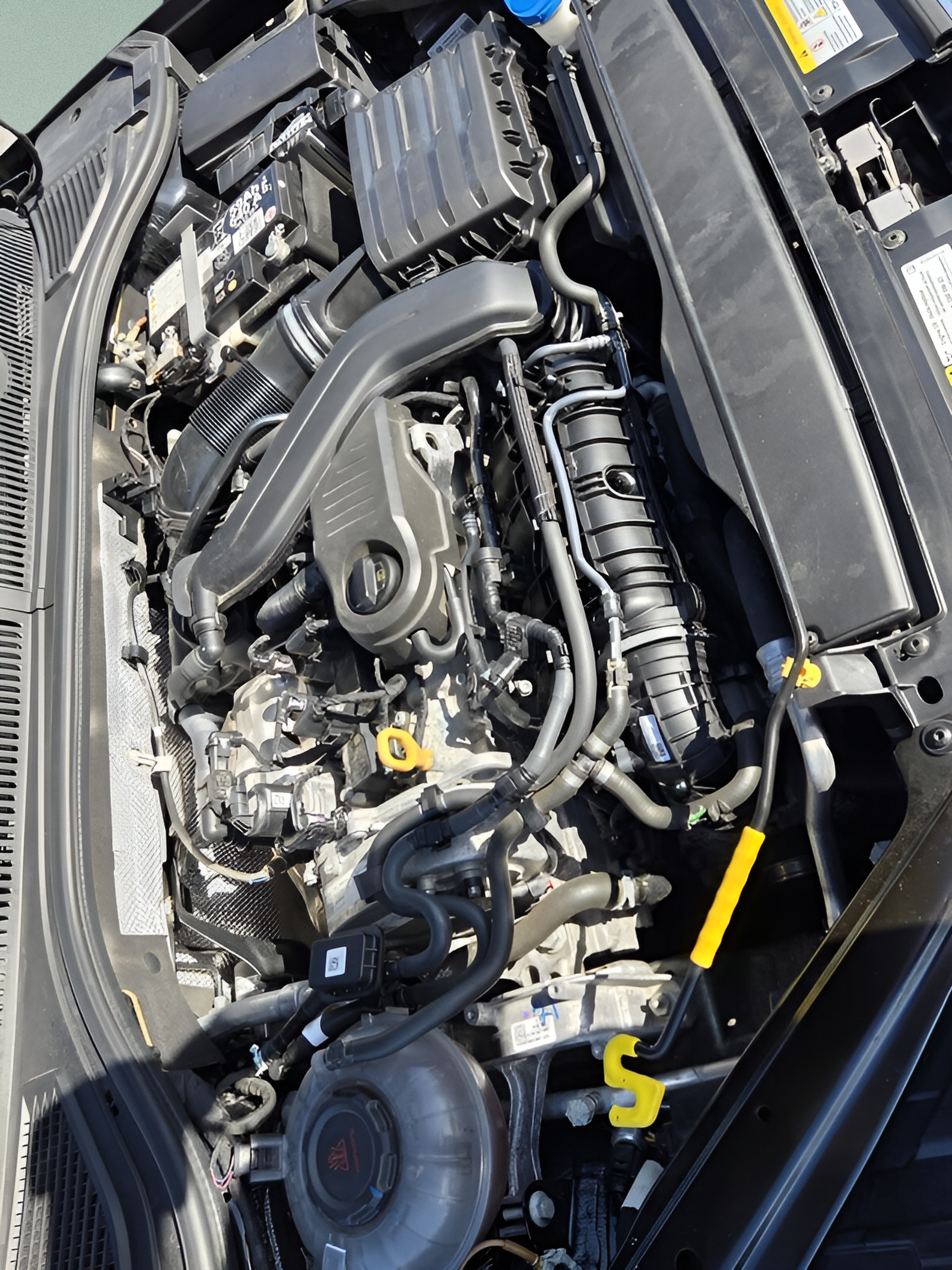 Used 2024 Volkswagen Jetta SE FWD image 17