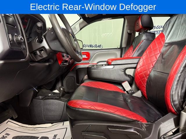 Used 2018 Chevrolet Silverado 1500 Custom w/ Custom Value Package image 11