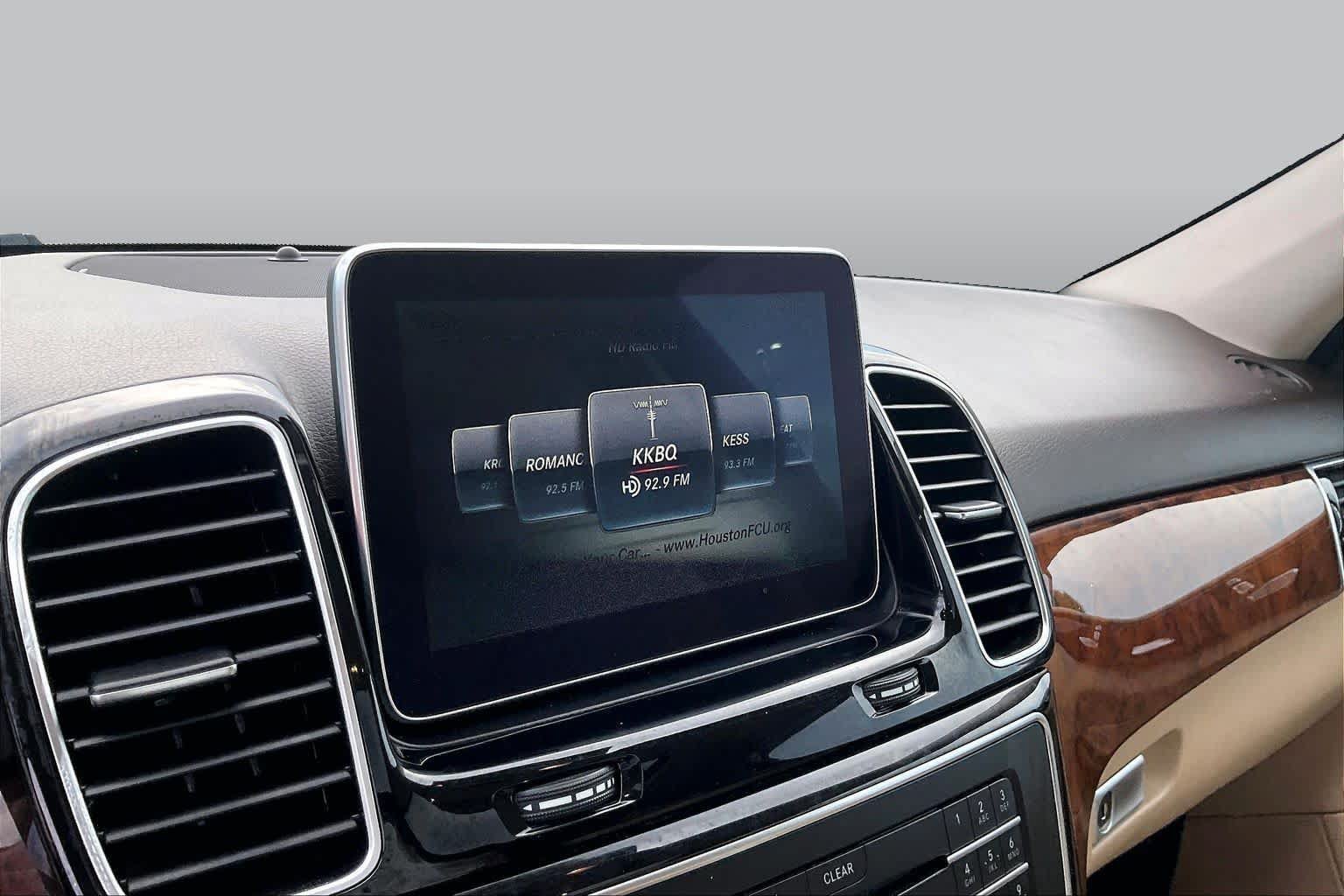 Used 2016 Mercedes-Benz GLE 350 image 27