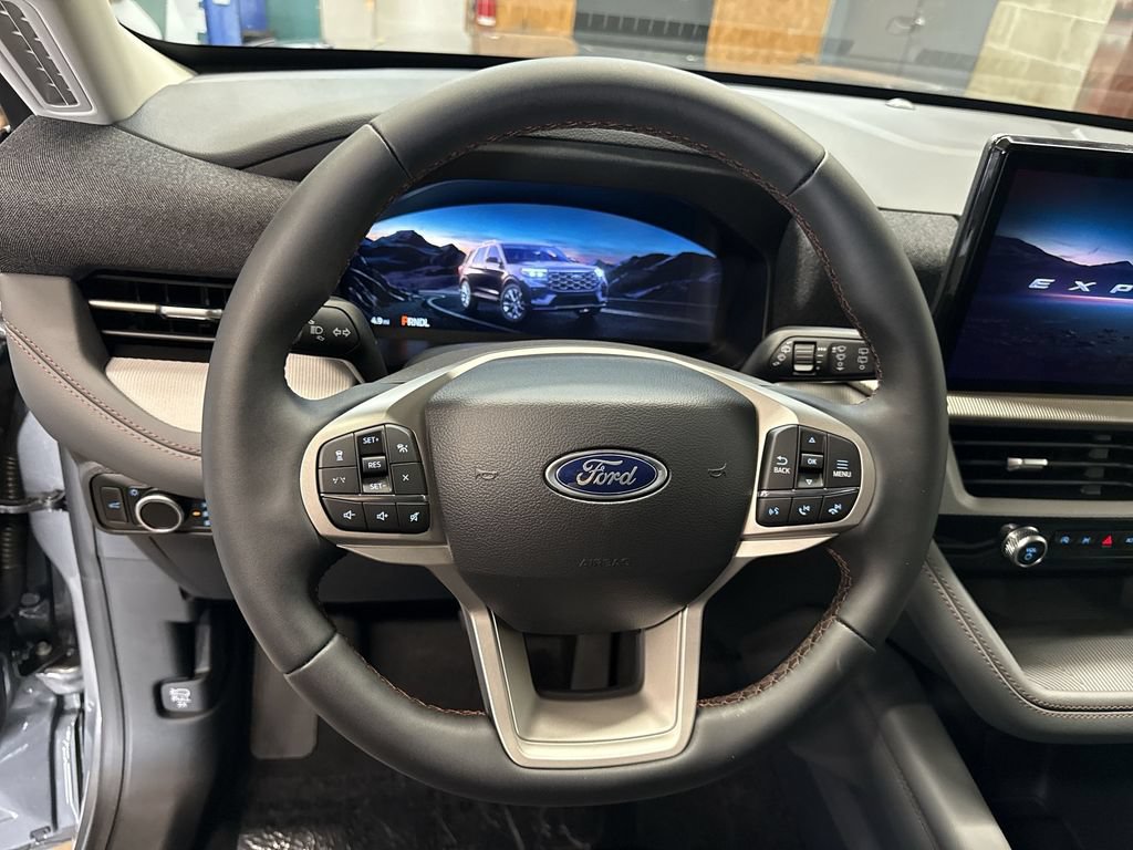 New 2026 Ford Explorer Active AWD/4WD image 11