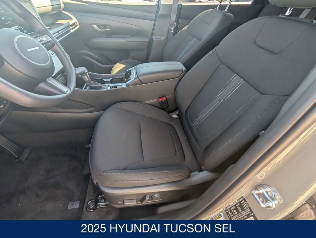 Used 2025 Hyundai Tucson SEL image 13