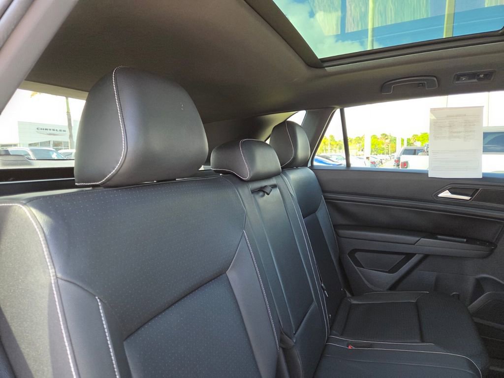 Used 2020 Volkswagen Atlas Cross Sport SEL FWD image 14