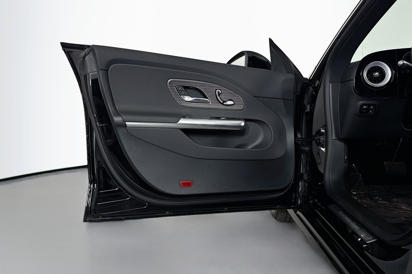 New 2026 Mercedes-Benz CLA 350 image 20