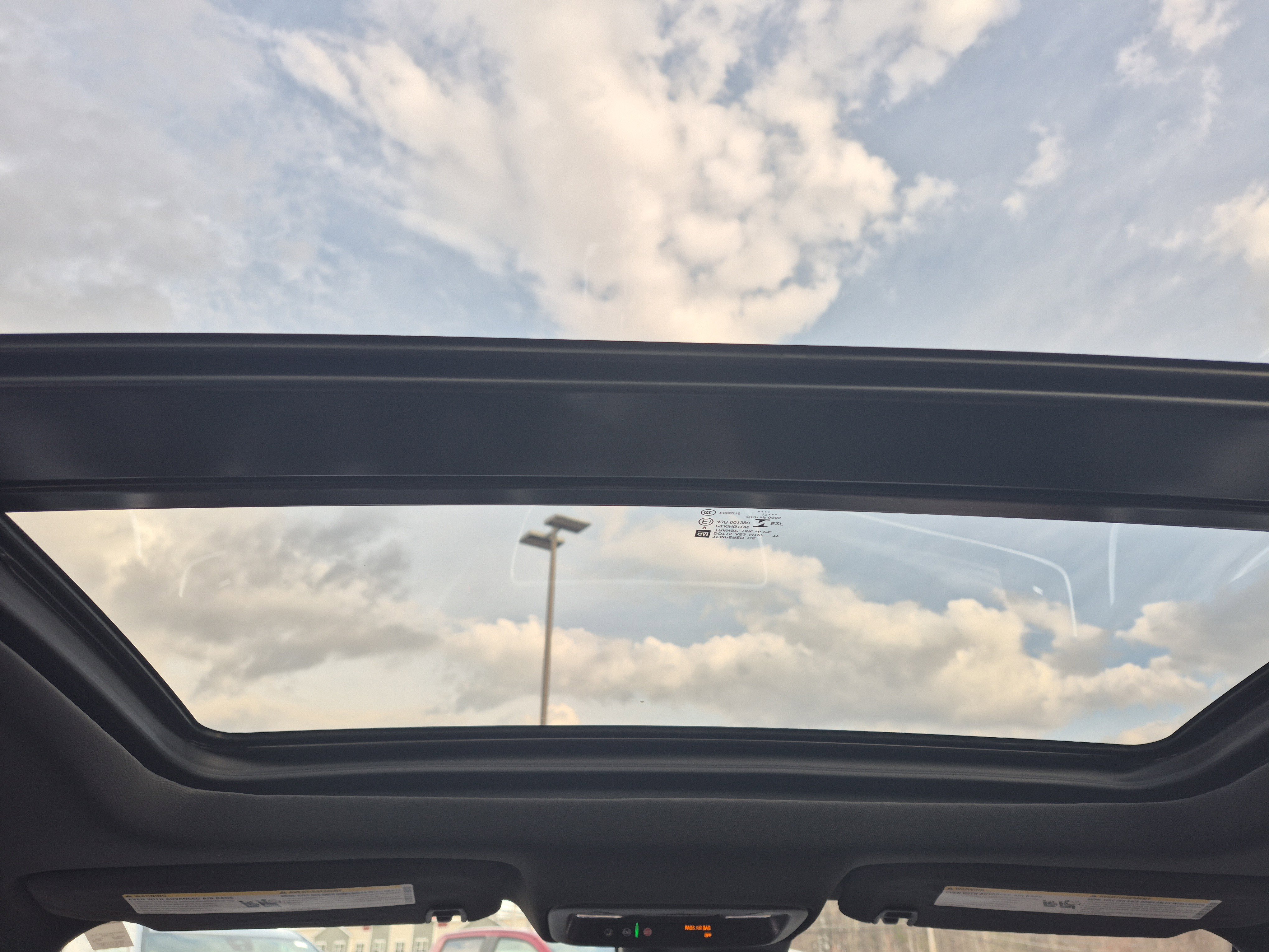 Used 2018 Buick LaCrosse Avenir w/ Driver Confidence Package #2 image 13