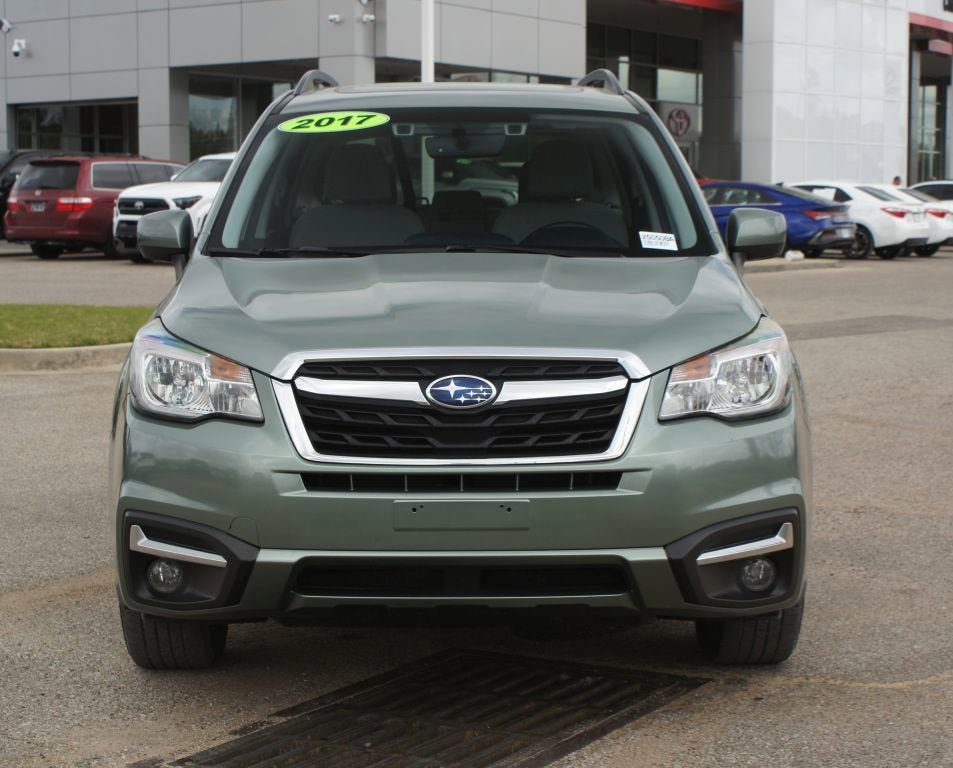 Used 2017 Subaru Forester 2.5i Premium image 15