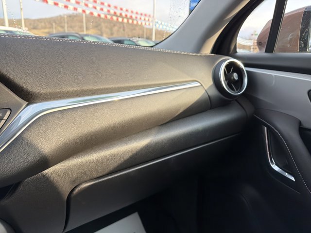 Used 2023 Chevrolet Blazer LT image 23