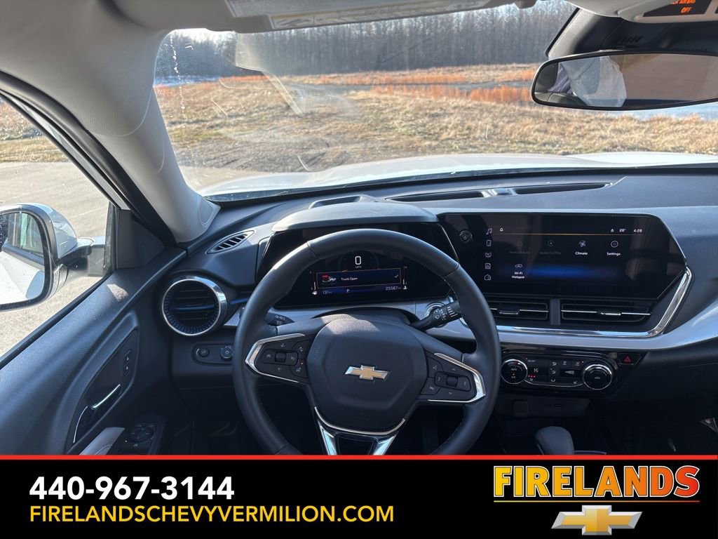 Certified 2025 Chevrolet Trax LT w/ LT Convenience Package image 40