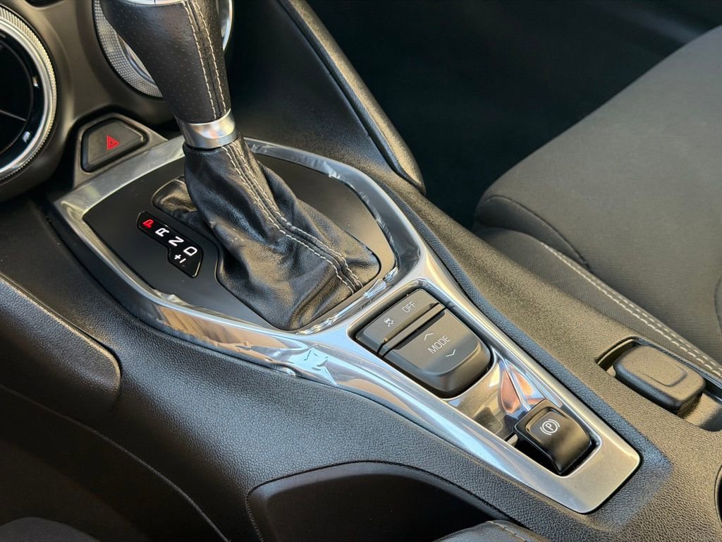Used 2018 Chevrolet Camaro SS image 13