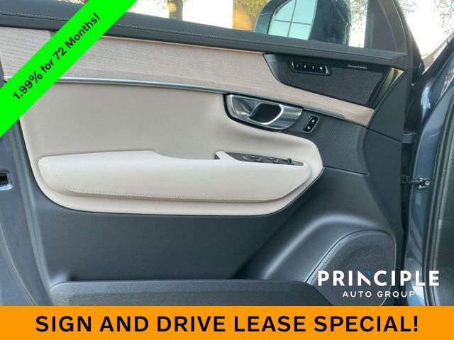 New 2026 Volvo XC90 B6 Plus w/ Protection Package Premier image 23