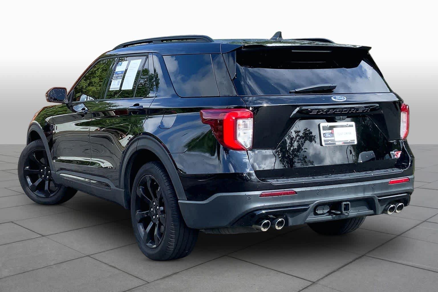 Used 2023 Ford Explorer ST w/ Equipment Group 401A AWD/4WD image 12