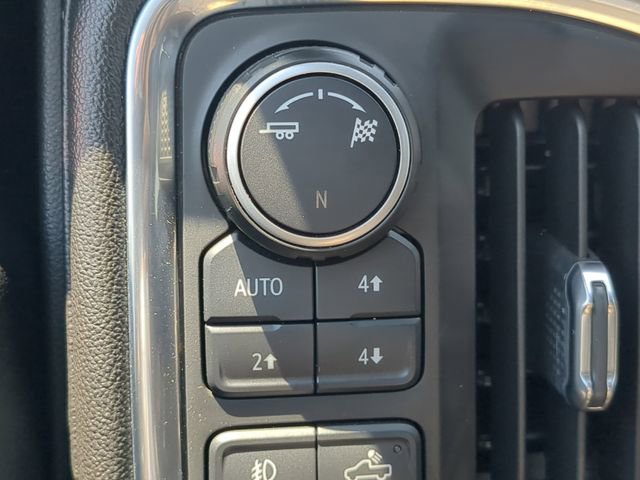 Used 2019 Chevrolet Silverado 1500 LT Trail Boss AWD/4WD image 28