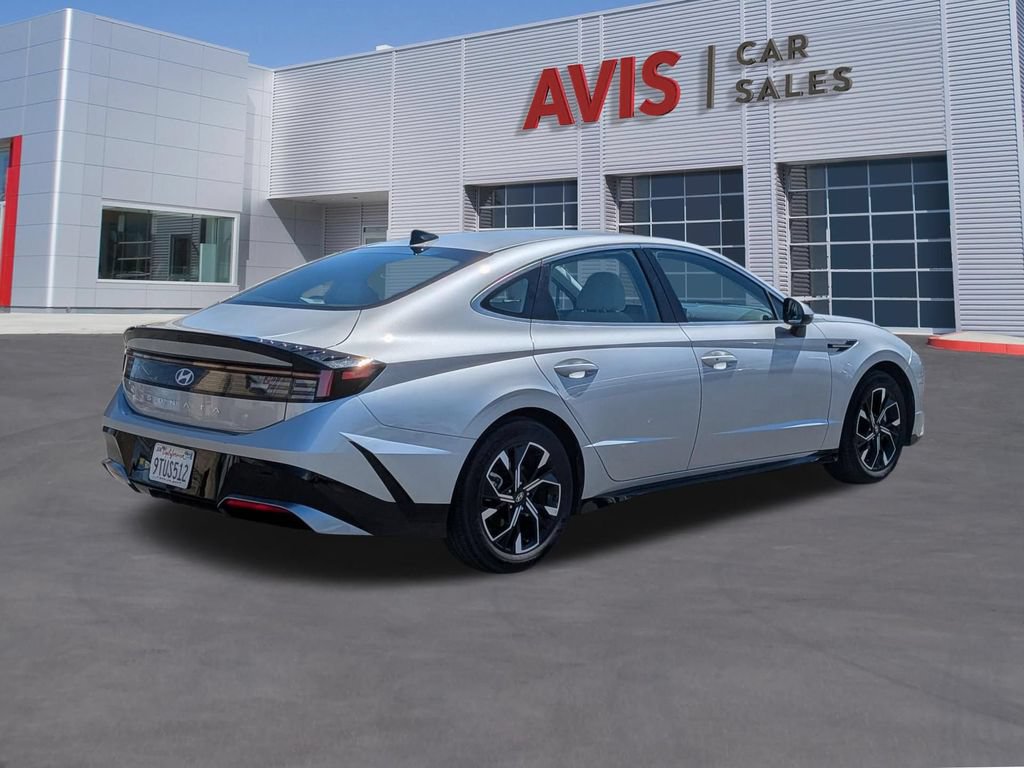 Used 2025 Hyundai Sonata SEL FWD image 6