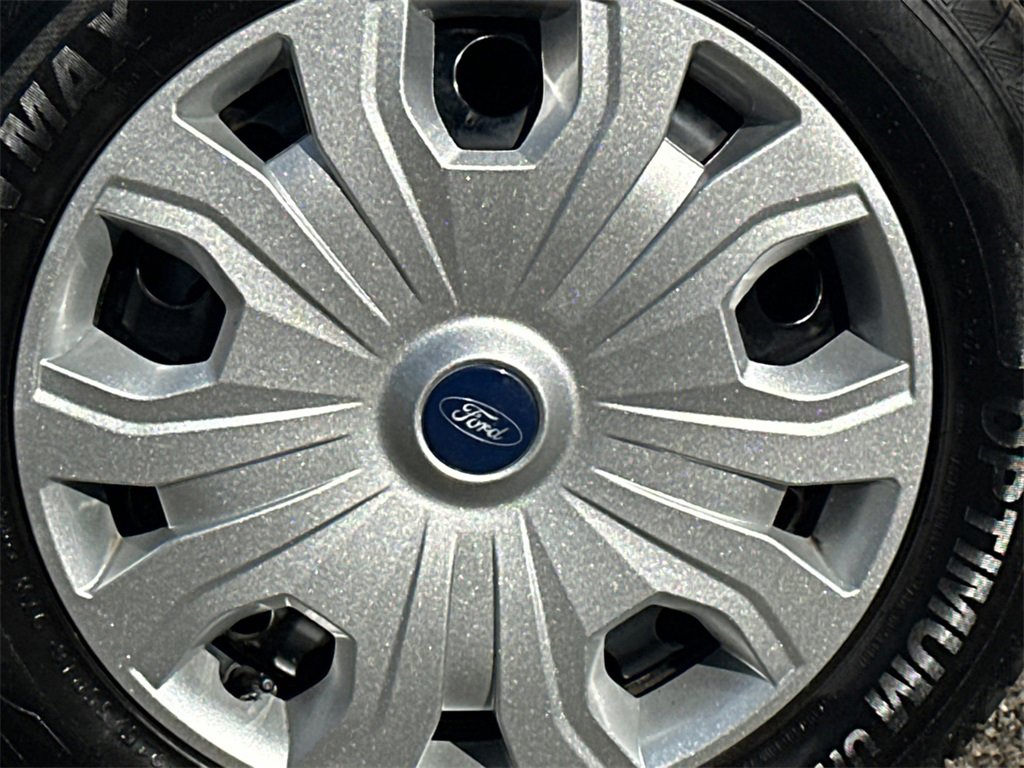 Used 2023 Ford Transit Connect XL image 6