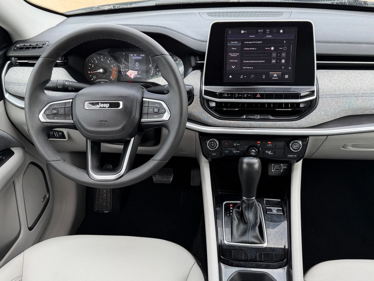 Used 2022 Jeep Compass Latitude w/ Sun and Sound Group FWD image 14