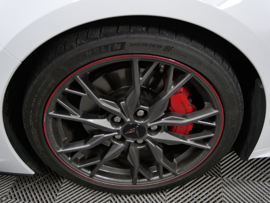 Used 2024 Chevrolet Corvette Stingray Preferred Conv w/ Z51 Performance Package RWD image 9