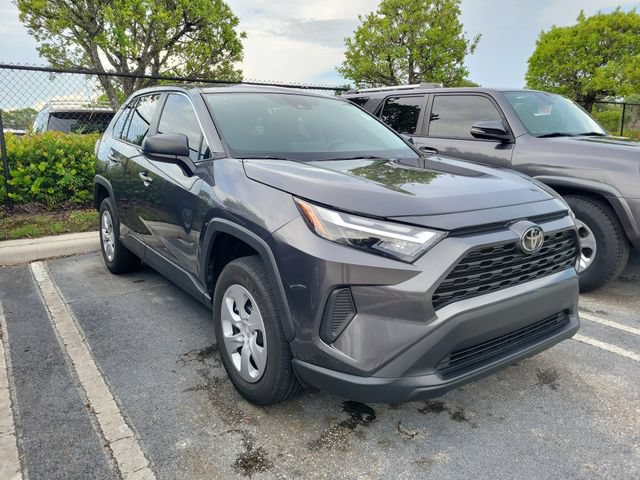 Used 2024 Toyota RAV4 LE FWD image 3
