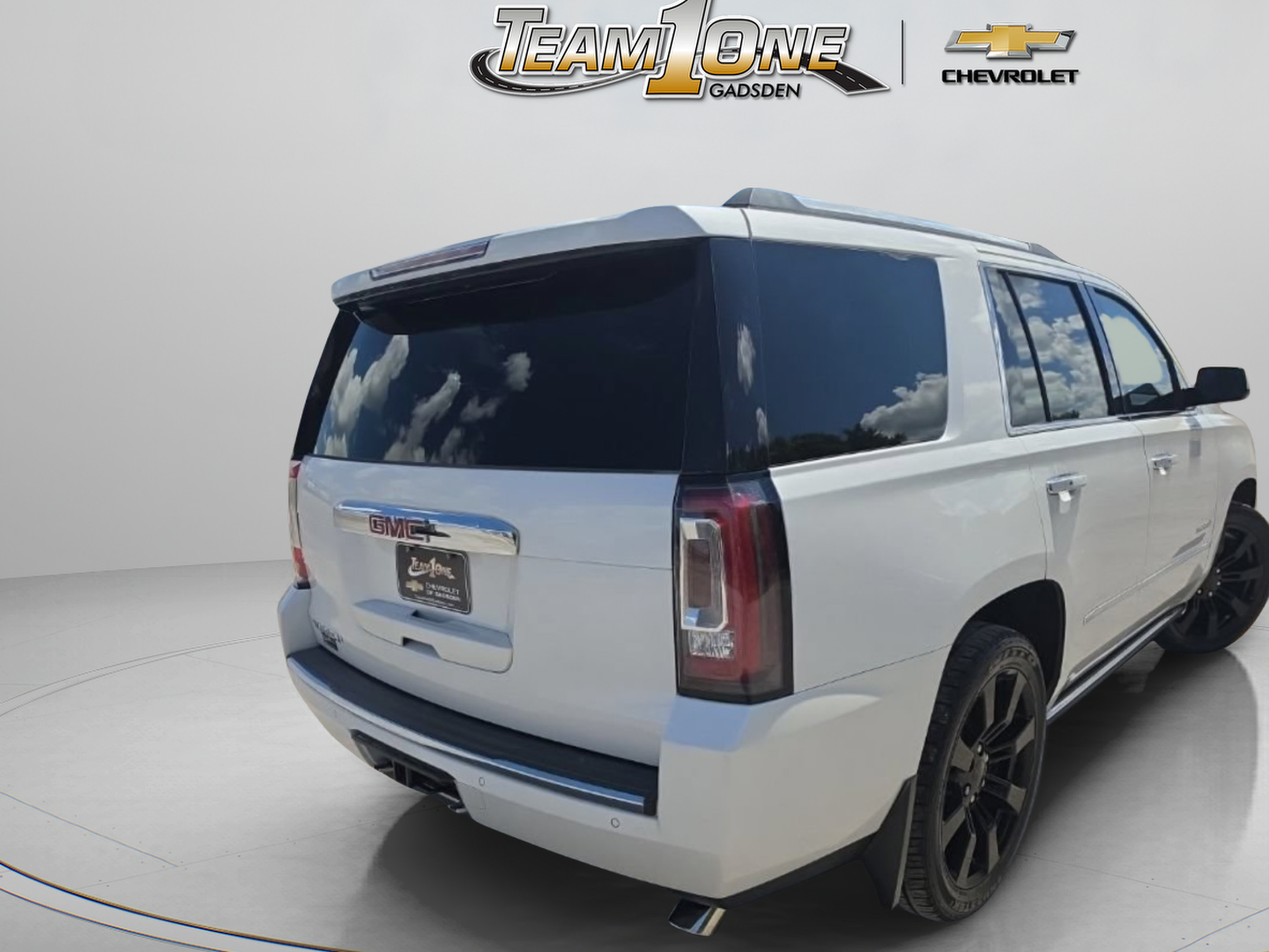 Used 2016 GMC Yukon Denali w/ Open Road Package RWD image 8