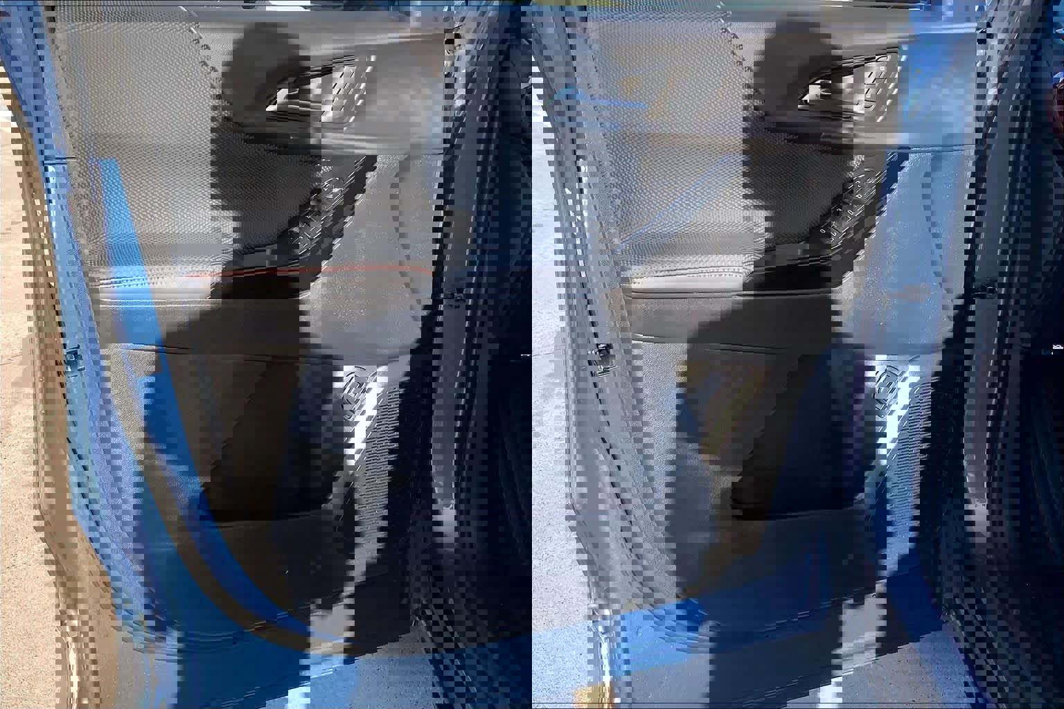 Certified 2025 Chevrolet Equinox RS image 21