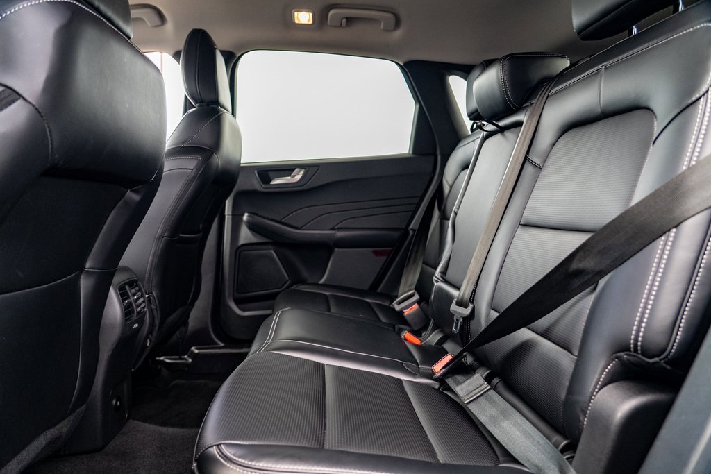 Used 2023 Ford Escape Platinum image 23