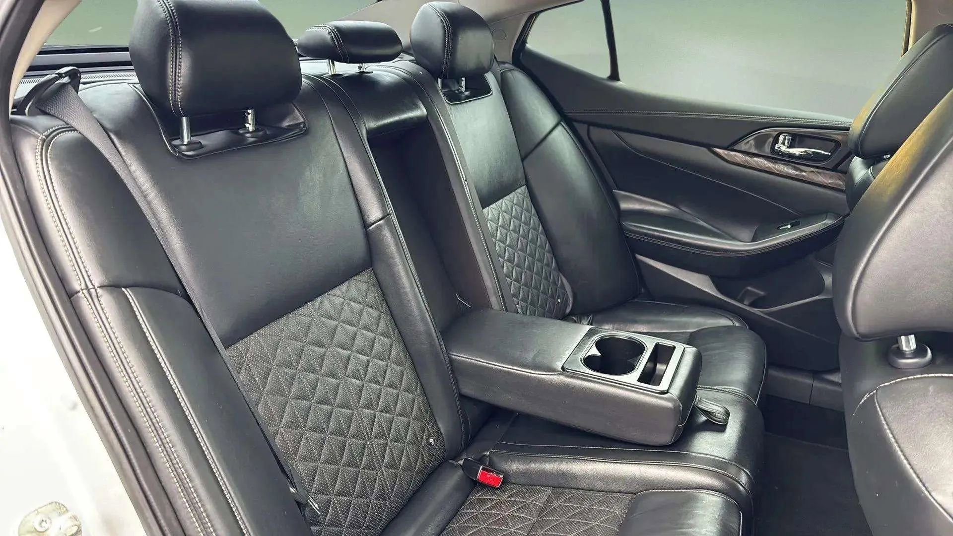 Used 2017 Nissan Maxima Platinum image 26