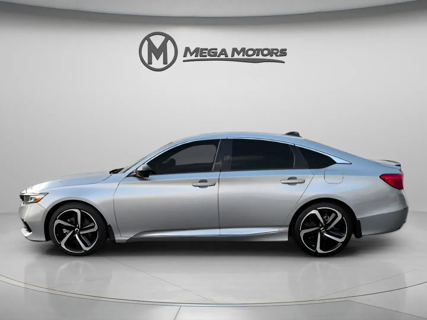 Used 2022 Honda Accord Sport image 2