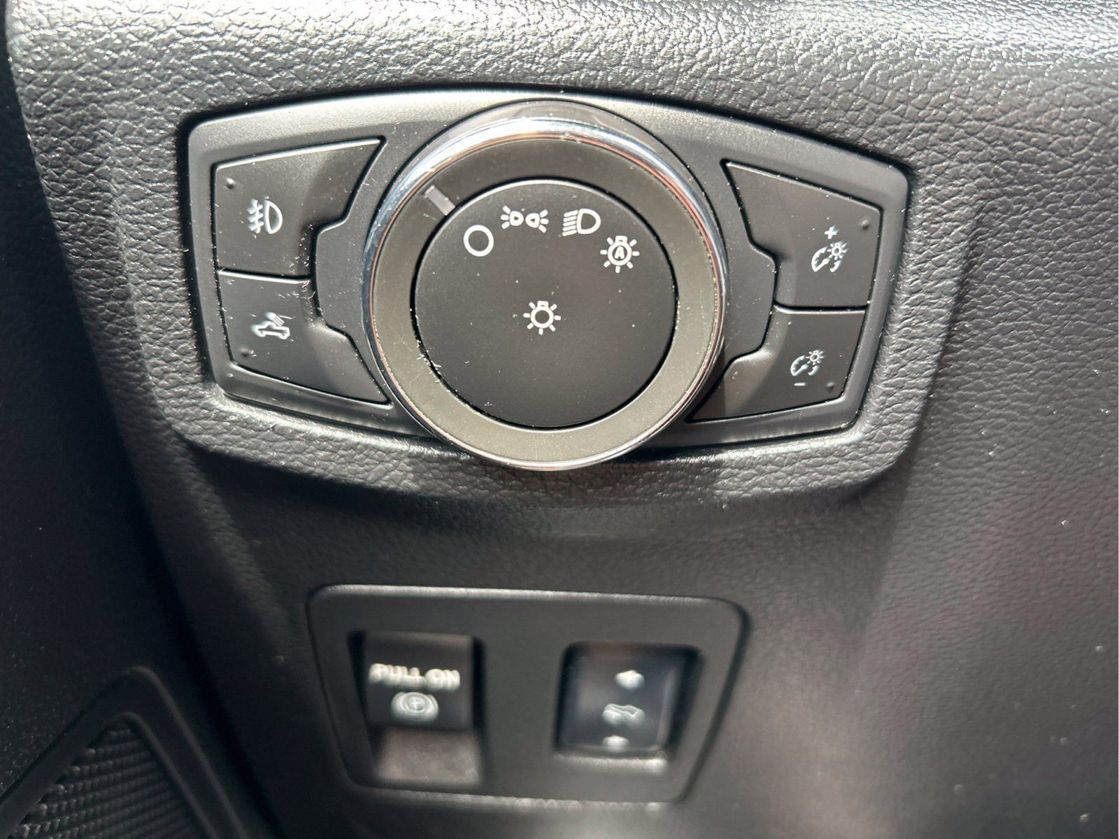 Used 2015 Ford F150 XLT w/ Equipment Group 301A Mid RWD image 27