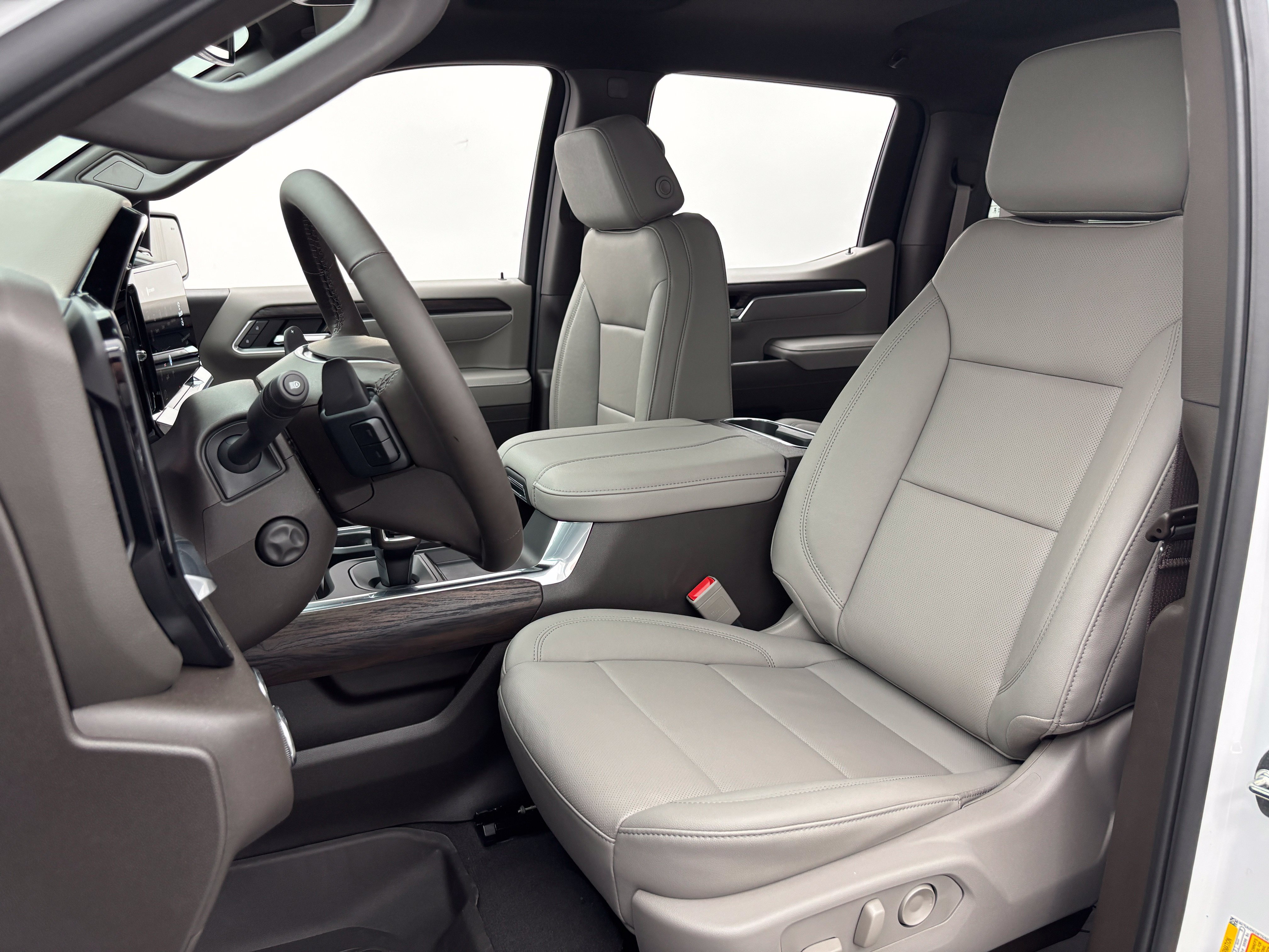 New 2026 GMC Sierra 1500 SLT w/ SLT Premium Package AWD/4WD image 17
