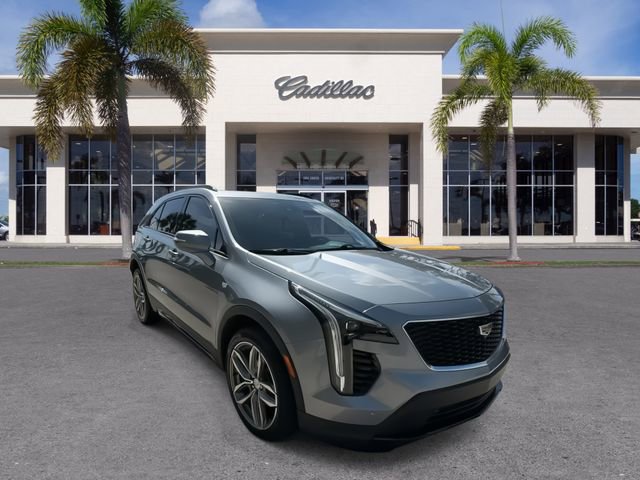 Certified 2023 Cadillac XT4 Sport FWD image 3