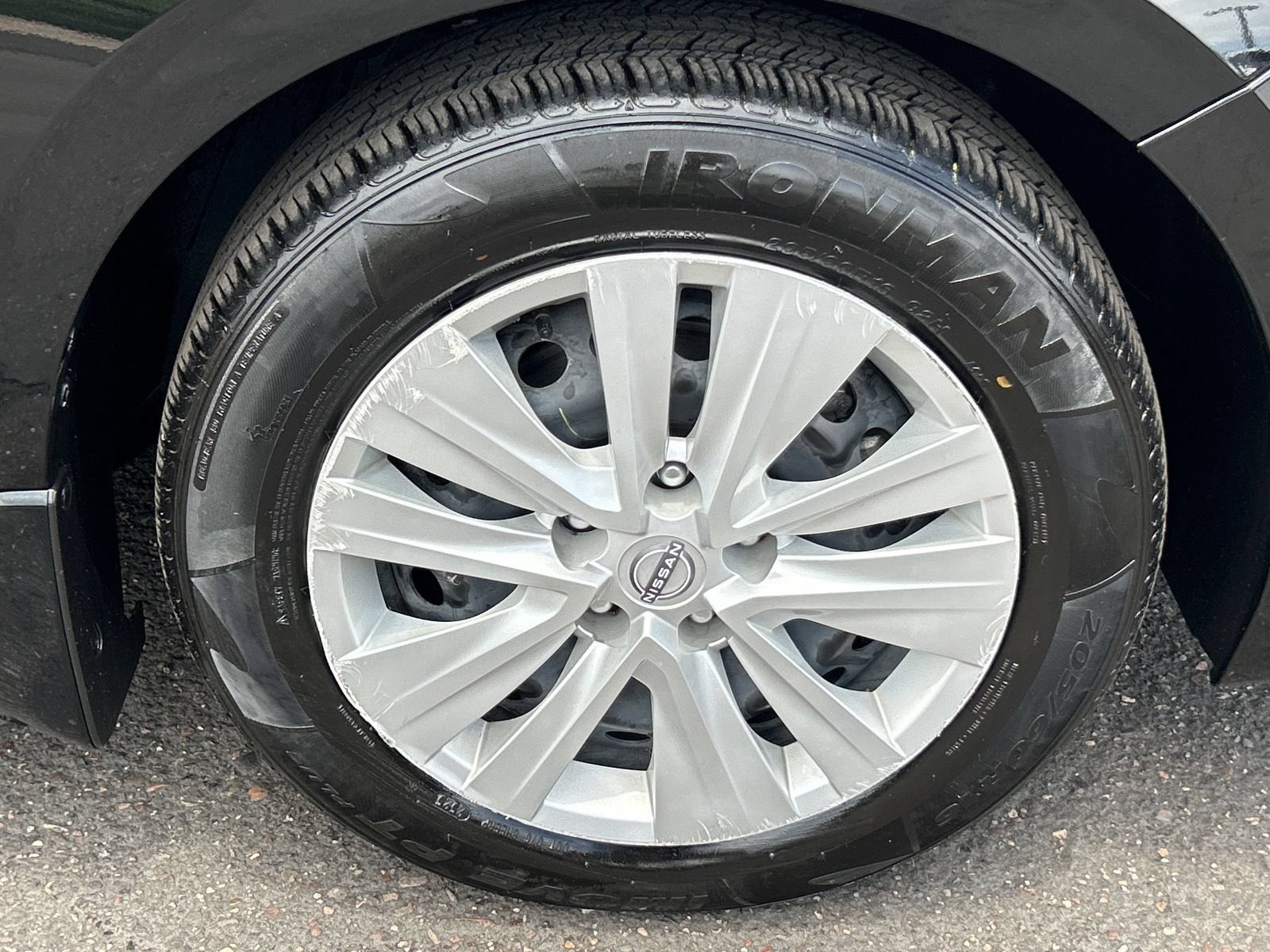 Used 2024 Nissan Sentra S FWD image 11