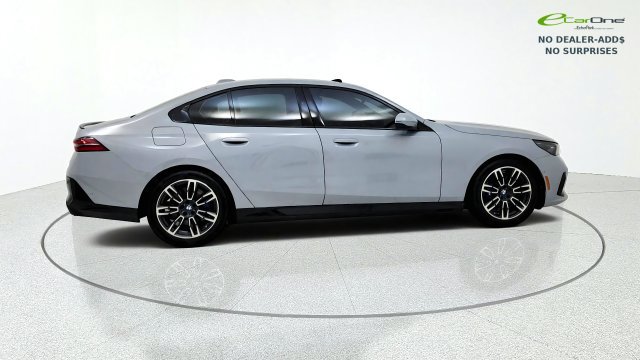 Used 2026 BMW 540i xDrive AWD/4WD image 10