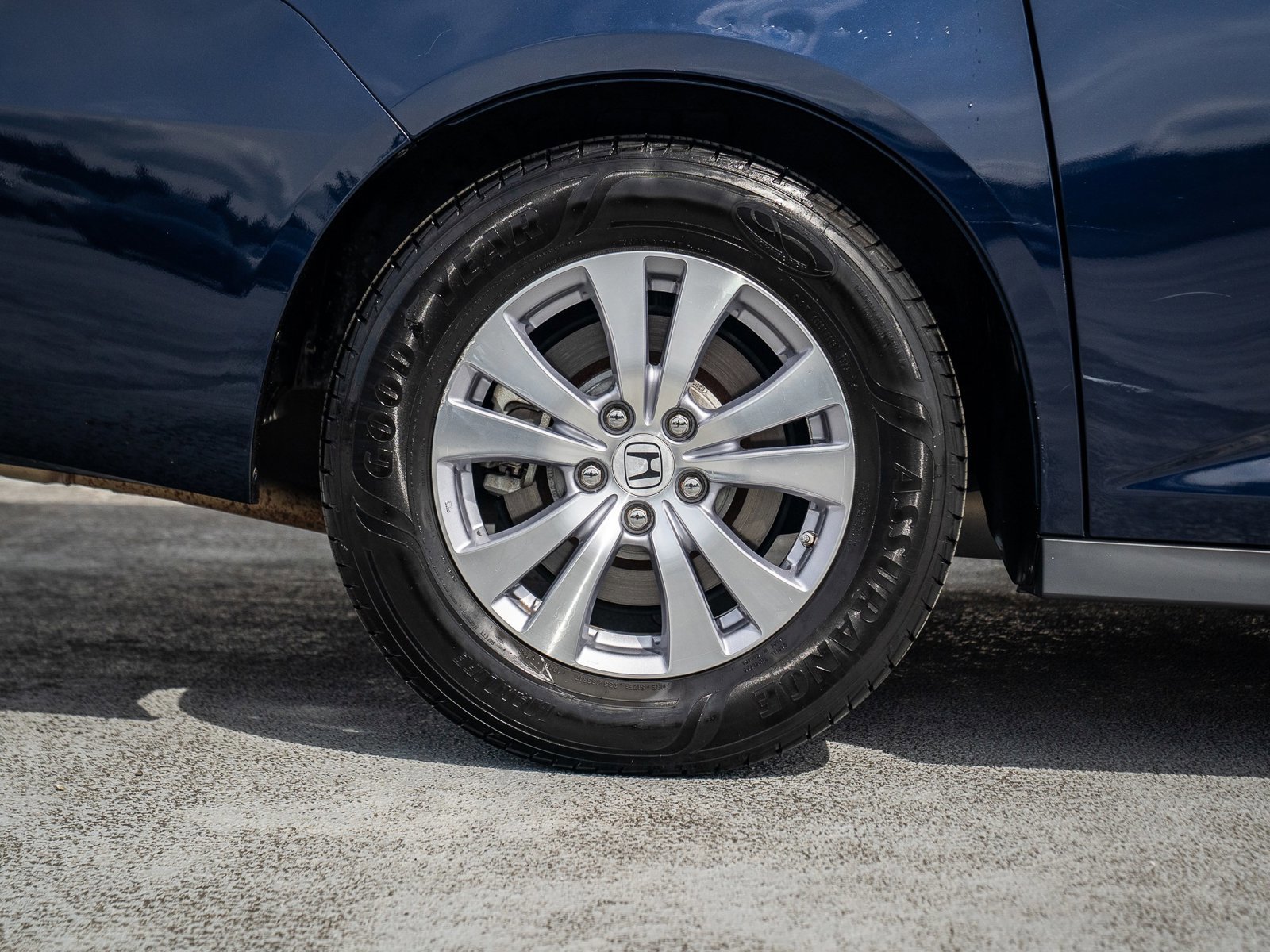 Used 2016 Honda Odyssey EX-L image 15