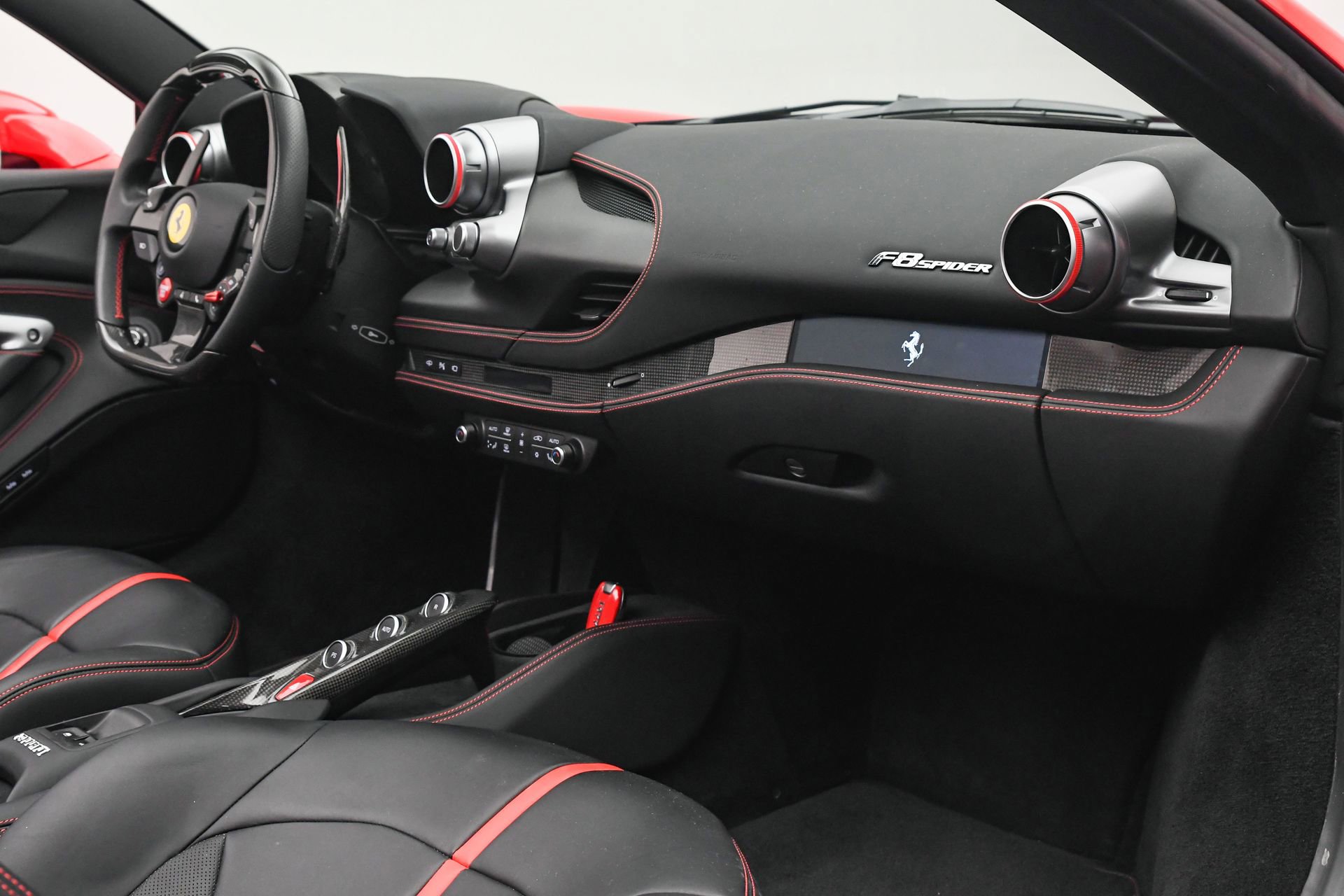 Used 2021 Ferrari F8 Tributo image 18