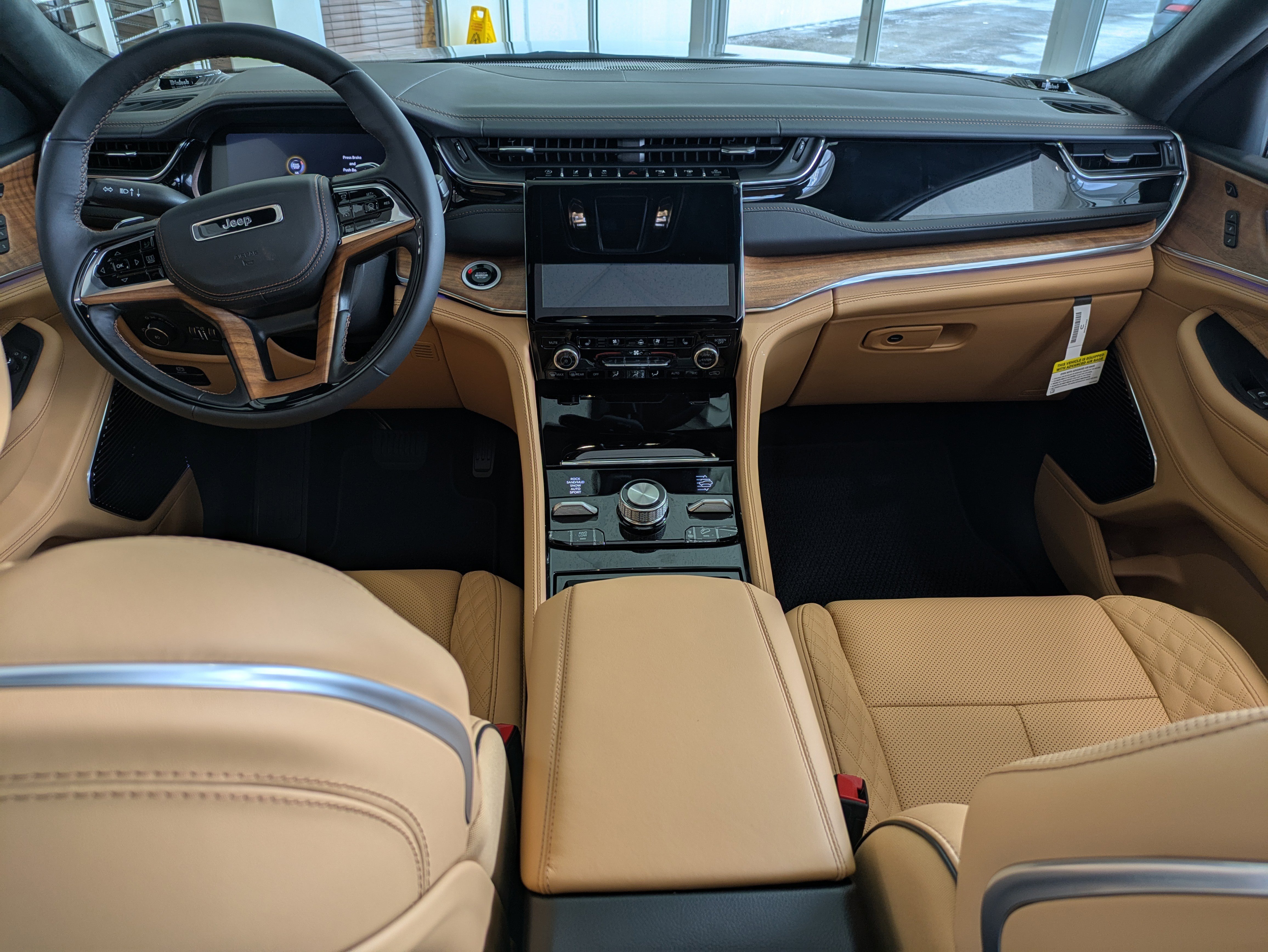 New 2025 Jeep Grand Cherokee Summit image 16