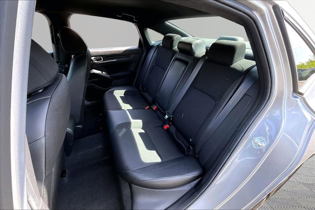 Used 2025 Honda Civic Sport image 16