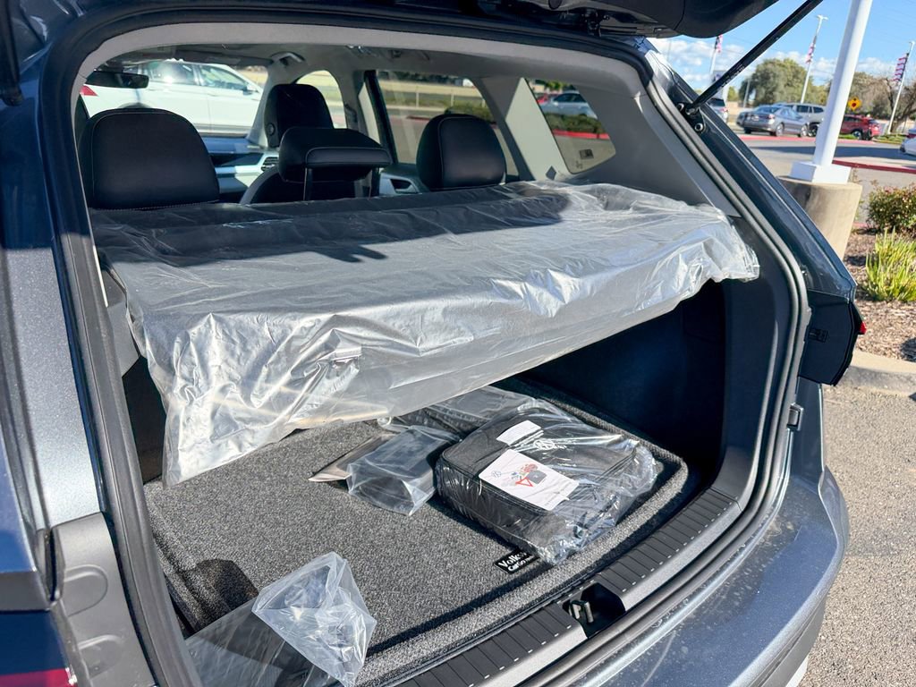 New 2026 Volkswagen Taos SE image 25