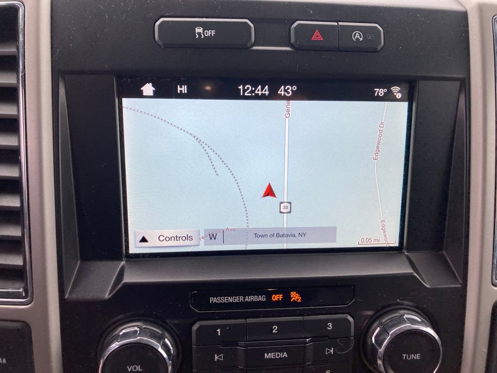 Used 2019 Ford F150 Lariat w/ Trailer Tow Package AWD/4WD image 23