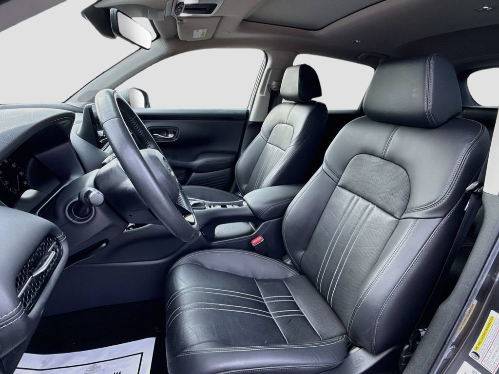 Used 2024 Honda HR-V EX-L image 12
