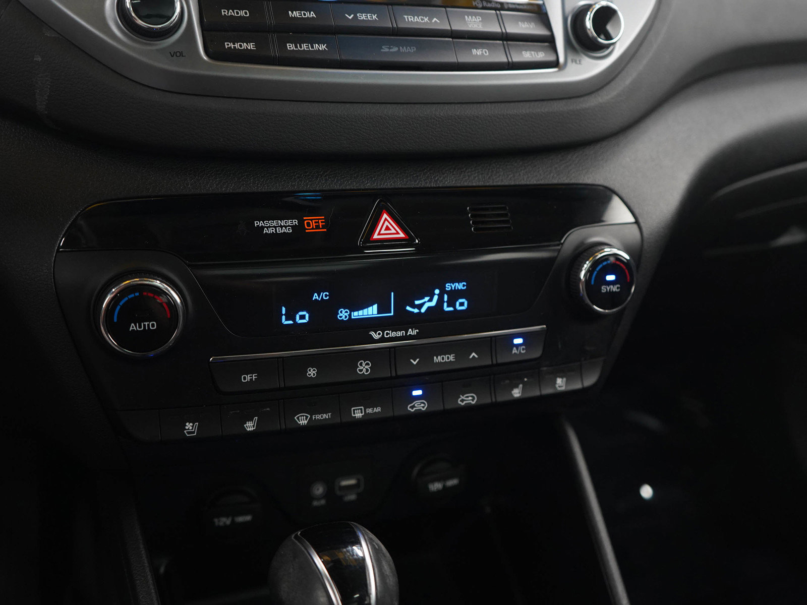 Used 2016 Hyundai Tucson Limited w/ Option Group 03 AWD/4WD image 23