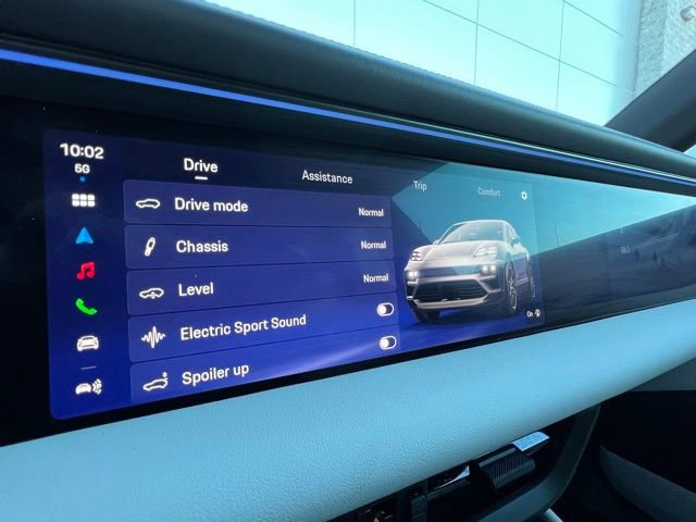 Used 2024 Porsche Macan 4 Electric image 24
