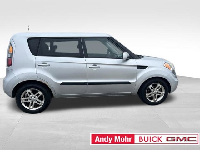 Used 2011 Kia Soul + FWD image 16