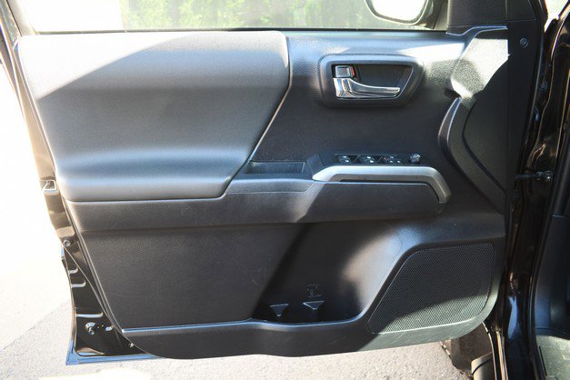 Used 2019 Toyota Tacoma TRD Sport image 13