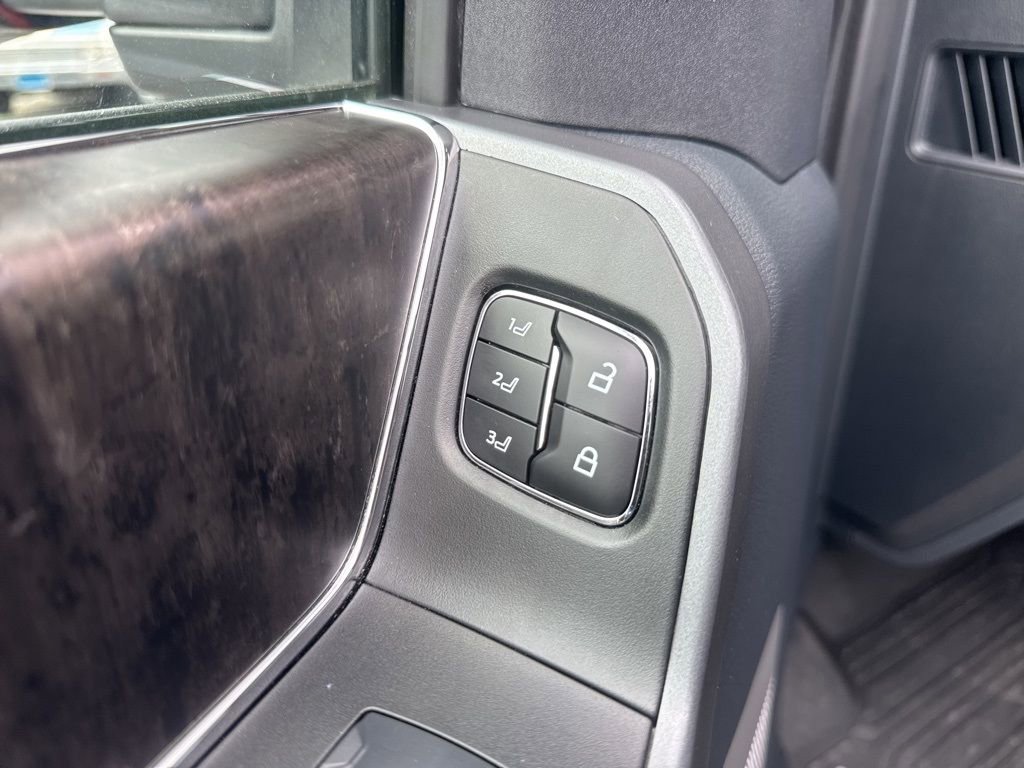 Used 2024 Ford F250 Lariat w/ Lariat Ultimate Package image 11