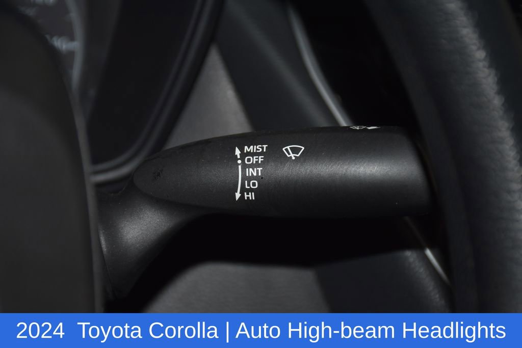 Used 2024 Toyota Corolla LE image 12