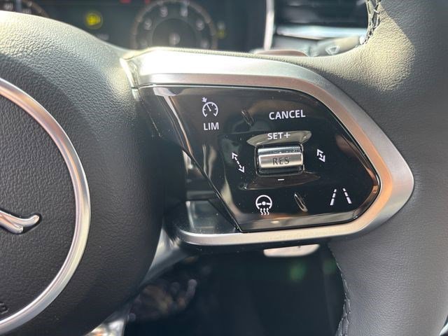 New 2024 Jaguar XF R-Dynamic SE AWD/4WD image 28