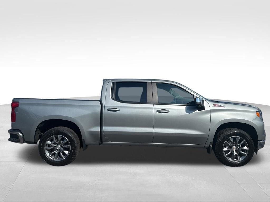 New 2026 Chevrolet Silverado 1500 LT w/ Z71 Off-Road Package AWD/4WD image 2